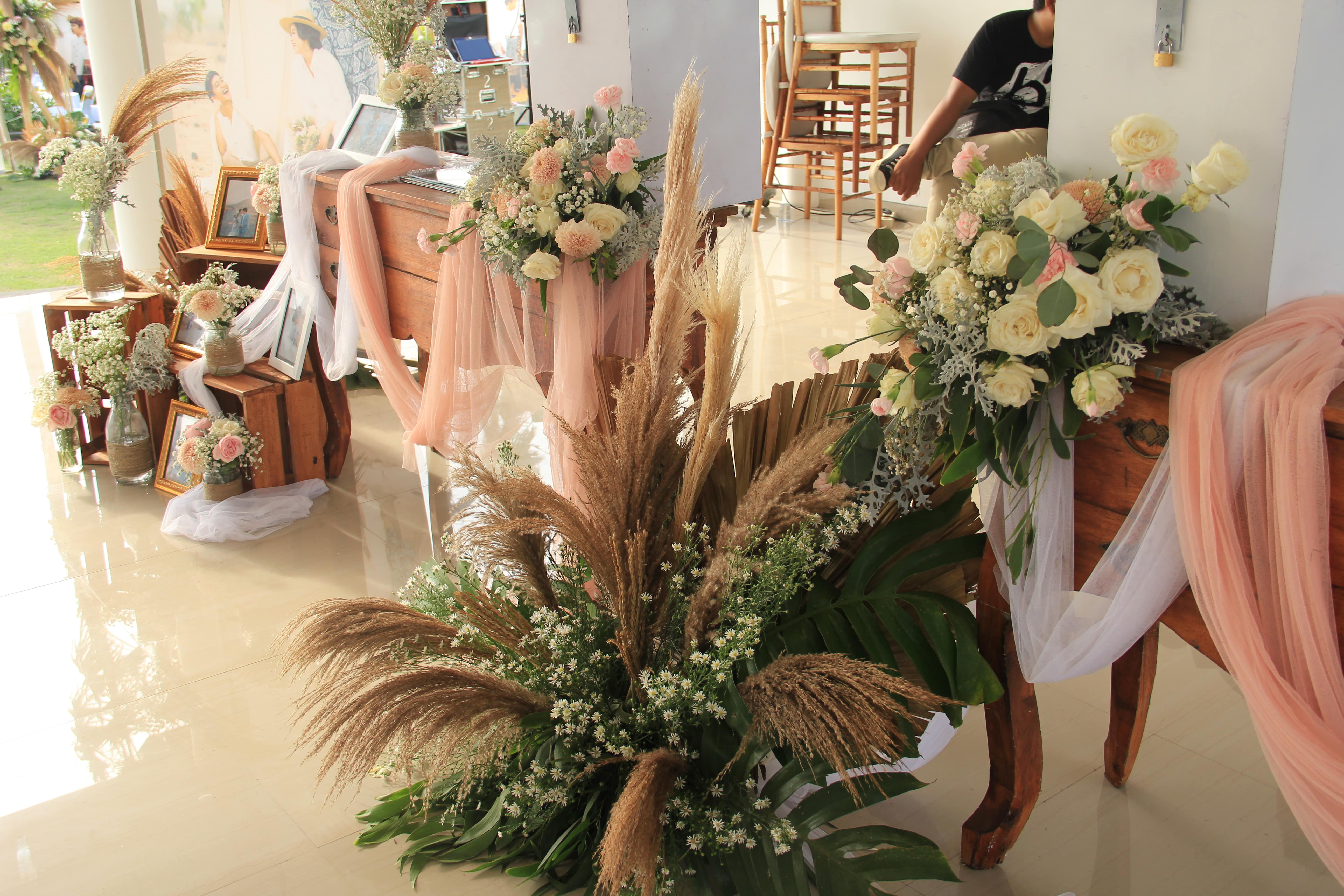 Decor backdrop